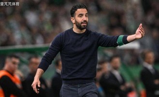 放弃阿莫林扶正助教上位？曼联前助教给出指导意见，拉爵怎么想