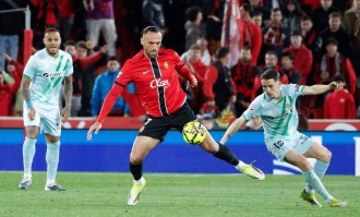 西甲最新积分榜更新：马竞0-3惨败，贝蒂斯与瓦伦西亚皆获胜