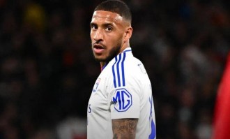 1000万欧！曼联盯上里昂队长托利索，球迷质疑：节俭引援能拿欧冠？