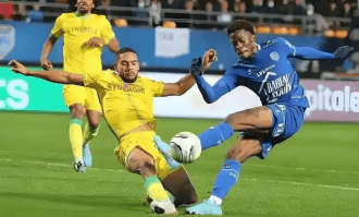 法甲保级生死战：南特主场死磕巴黎FC，6分大战谁能突围？