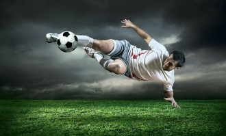 法甲巴黎圣日耳曼续约姆巴佩：合同延长至2028年，重塑欧洲足坛格局