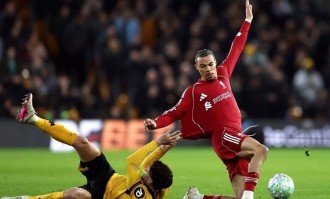 28岁兽腰接班34岁胖虎！卡塞米罗离队前献最后一策，钦点喜鹊队长