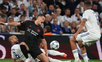 欧冠神剧情：勒沃库森补时乌龙绝平，遭遇德甲劲旅哥本哈根意外阻击