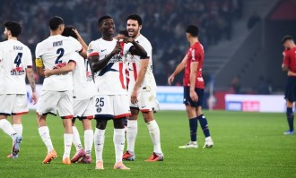 足坛悲喜夜！巴萨3球惨败，意甲前5只差3分，姆巴佩弟弟绝平大巴黎