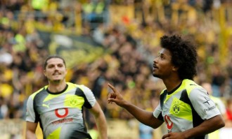 德甲积分榜最新战况：多特蒙德4连胜，法兰克福疯狂进六球，勒沃库森险胜