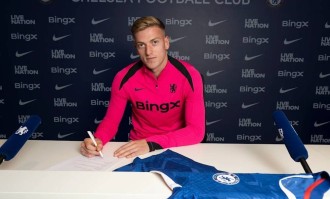 TA：英超半数球队都想签德拉普，曼联有人认为他和霍伊伦很相似