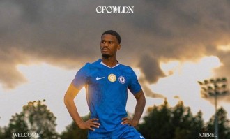 切尔西官宣从阿贾克斯签下19岁后卫哈托 转会费4418万欧