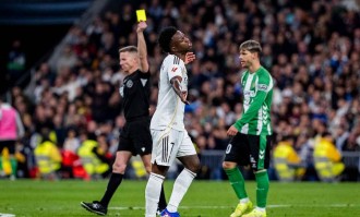 17场无进球！皇马内部压力巨大，切尔西15亿欧求购维尼修斯能否成真？