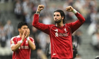 利物浦队一块砖！索博客串右后卫完美发挥，灵性一漏造就绝杀