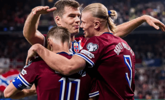 唏嘘！C罗力压本泽马成联赛最佳，欧冠梦碎，英媒：生涯已无遗憾？