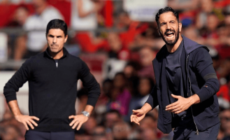 阿莫林气炸了，3大新援哑火，狂轰22脚0球，曼联遇克星6场不胜