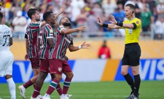 意甲巅峰对决！那不勒斯主场死磕尤文，争四与复仇双重博弈