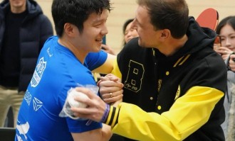 一人撼动两大规则，德国人为他改了祖传规矩，樊振东征服德甲