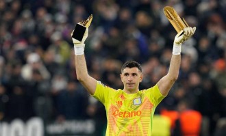 曼联与维拉接近达成大马丁与桑乔的交易协议，关窗前有望完成！