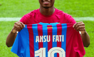 从身价1亿到免费去法甲！巴萨22岁天才陨落，身穿10号成诅咒