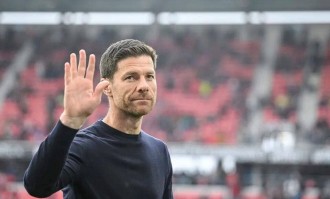 红牌催生进球，阿隆索的新玄学