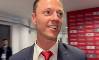 去而复返！37岁埃文斯确定退役进入曼联青训体系，新工作职能曝光