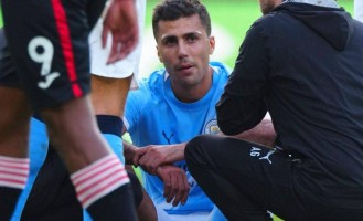 曼城金球先生又伤了！仅踢20分钟被换下 彻底沦为玻璃人