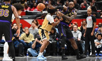 东契奇37+11+13詹姆斯20+6 湖人31分大胜奇才