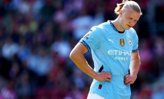 2-2！曼城遭点球绝平，哈兰德梅开二度进欧冠射手榜前十，瓜帅恼火