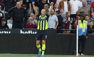 英超回顾：这还怎么玩？哈兰德连场戴帽，没有罗德里和福登，曼城豪取三连胜