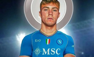 曼联4000万卖霍伊伦德谈判进入最后阶段！那不勒斯加薪50%，周日或首秀