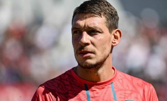 2-0，30岁巴萨旧将利剑出鞘，助意甲第13完胜帕尔马，迎来首胜