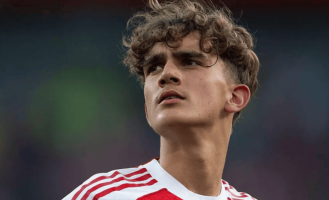 15岁的天才少年，将如何改写欧冠历史？阿森纳的“豪赌”究竟值不值？