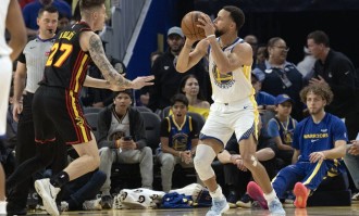 里程碑！库里父子超科赶詹历史第二 3分失准勇三崩再现