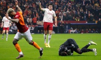 阿莫林赶走奥纳纳 曼联彻底告别暗黑时代