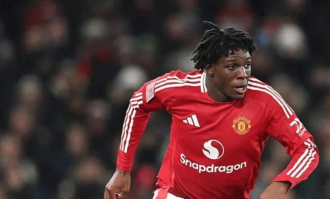 2500万抢邓弗里斯？曼联甩8500万桑乔，今夏能逆袭？