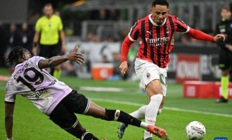 意甲焦点战：乌迪内斯“铁桶阵”能否锁死AC米兰的锋线狂飙？
