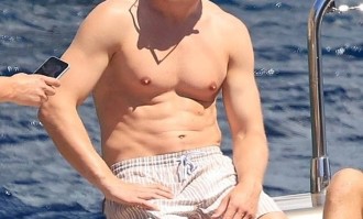 曝曼联欲等奥斯梅恩降薪加盟，拒争法甲免费神锋，内幕真相揭秘