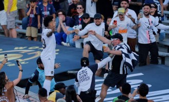 世俱杯B组第三轮：巴黎圣日耳曼稳坐头把交椅，马竞面临出线压力