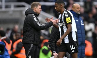 纽卡斯尔主帅亲证：伊萨克无缘亚洲行，转会悬疑未解