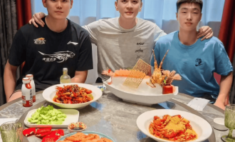 旅欧没戏了？辽篮两小将并未在西甲U22名单，职业生涯恐彻底废了