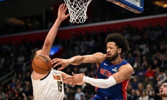 约基奇空砍24+15 坎宁安29+10掘金负活塞