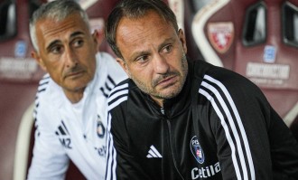 意甲引发争议！皮奥利怒斥托尼：你看了比赛吗？并非输球就很糟！