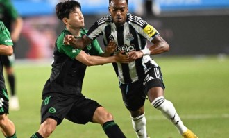 纽卡斯尔热身赛不敌韩国球队，威洛克重伤离场雪上加霜