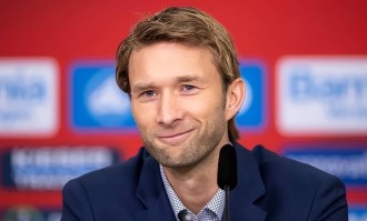 再见了，德甲！罗马诺独家：勒沃库森换帅，滕哈赫下课创德甲纪录