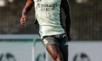 未来不明！皇马已暂停维尼修斯的续约谈判