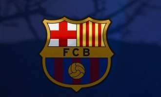 巴塞罗那稳居西甲榜首，法兰克福防线漏洞频出引关注