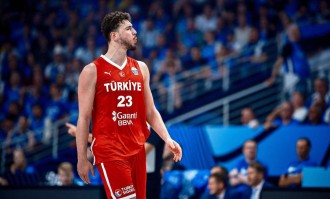 欧洲杯MVP投票：申京暂时领跑 约老师字母分列23