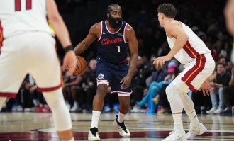 伦纳德36+7哈登11分 快船不敌热火遭遇5连败