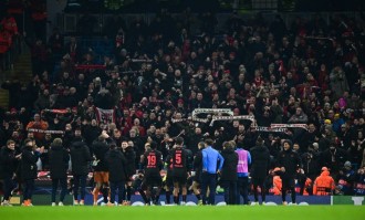 皇家马德里VS曼城：欧冠对决，姆巴佩缺席引发悬念