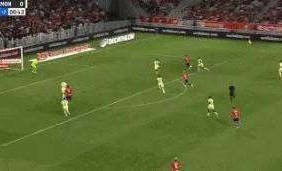 转身，射门，狂奔！38岁回法甲，吉鲁的进球停不下来