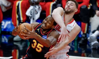 杜兰特31分麦科勒姆23分 火箭大胜老鹰
