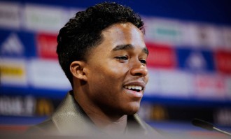 恩德里克闪耀法甲，里昂2-1逆转布雷斯特背后的战术与故事