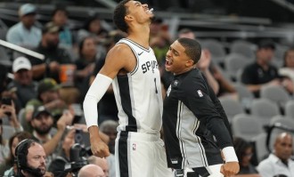 季前赛-文班亚马17+12卡斯尔16分 马刺大胜步行者