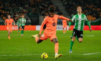 西甲-进球大战！安东尼闪击费兰半场戴帽 巴萨5-3贝蒂斯